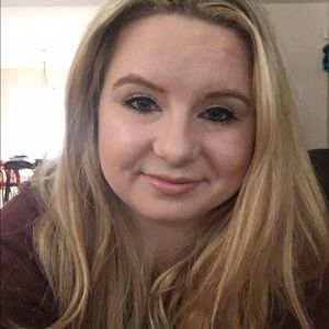 Meet your Posher, Tiffany
